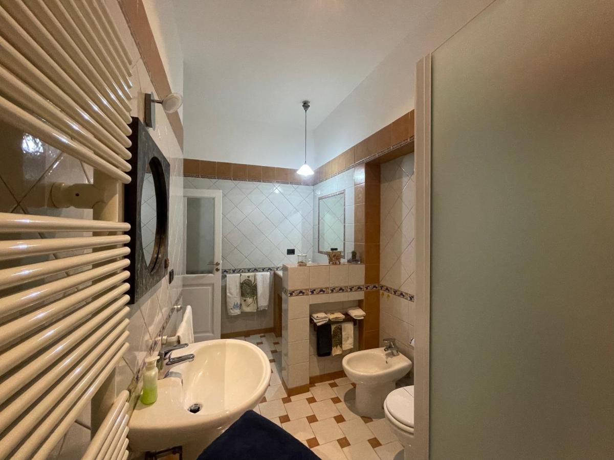 Casa Mozart Apartment Savona Bagian luar foto